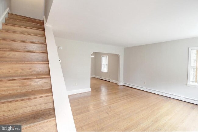 Building Photo - 505 Biggs Ave