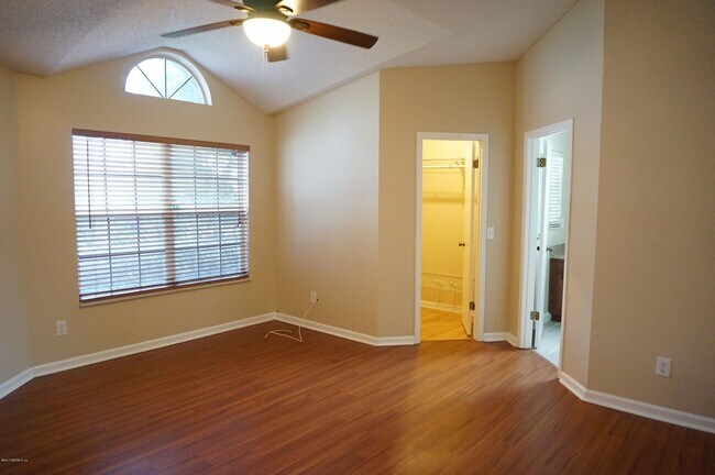 Building Photo - 2024 Tanners Green Way