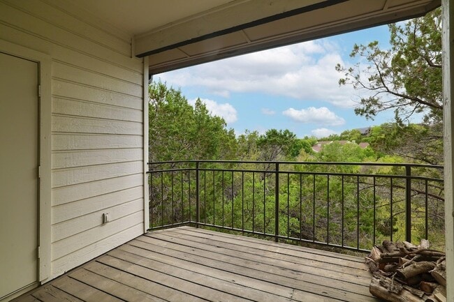 Building Photo - 6000 Shepherd Mountain Cove