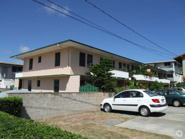 Building Photo - 721 Palani Ave