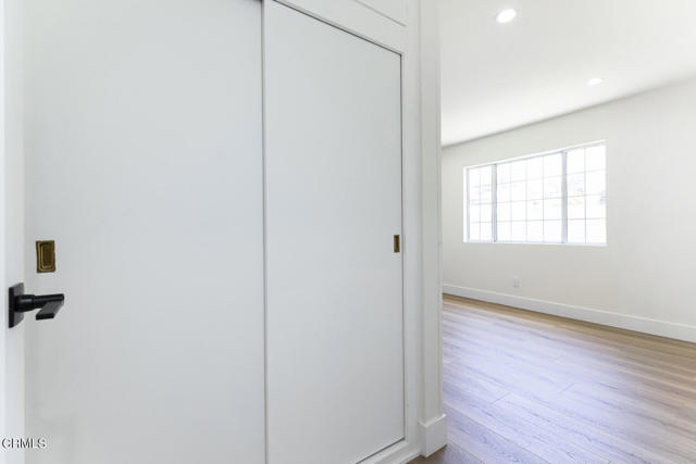 Building Photo - 8536 Tampa Ave