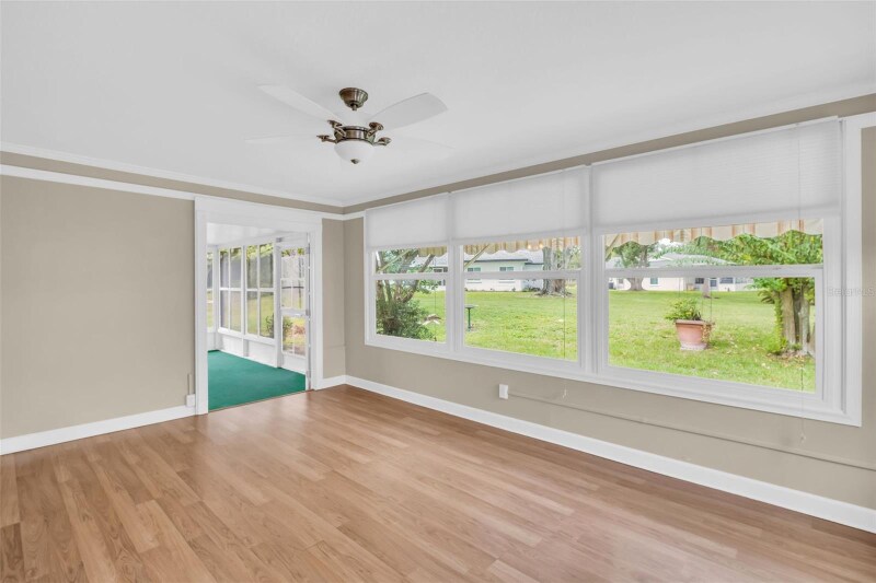 Building Photo - 2336 Malcolm Dr