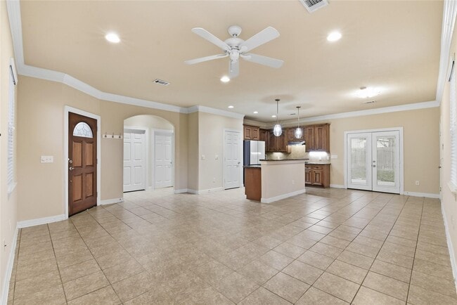 Building Photo - 415 San Julio St