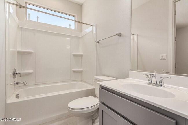 Building Photo - 17651 W Palo Verde Dr