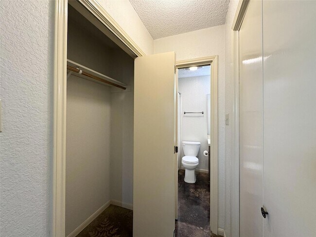 Building Photo - 701 Gamez Cove