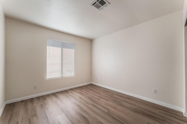 Building Photo - This beautifully renovated 2-bedroom, 2-bath condo is ready for immediate move-in!