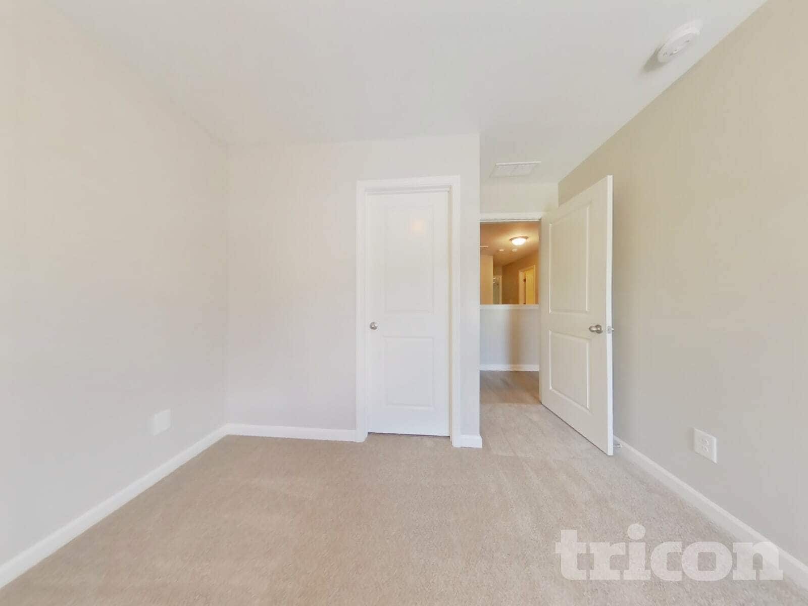 Building Photo - 177 Magnaview Dr