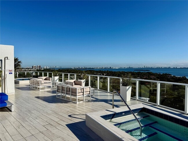 Building Photo - 4250 Biscayne Blvd