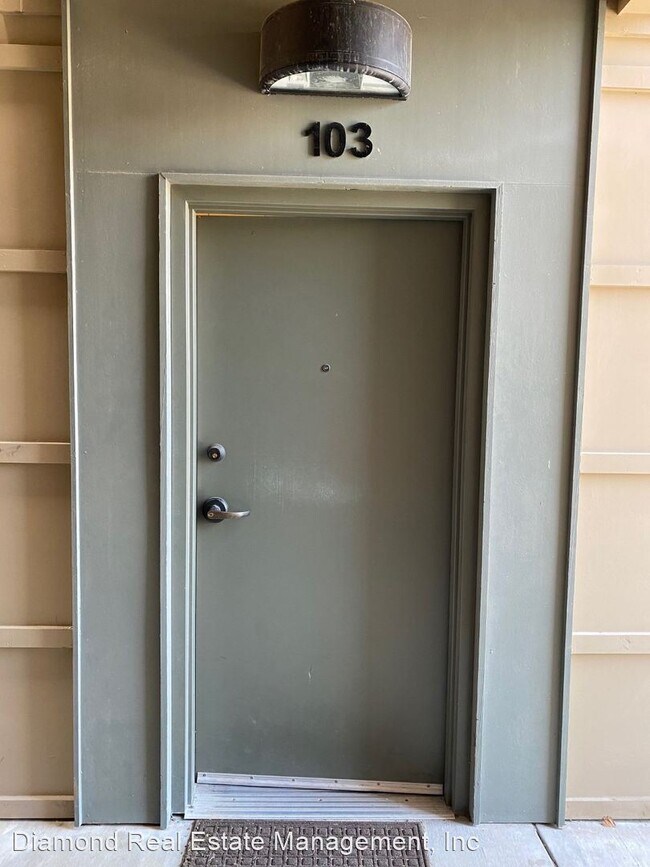 Building Photo - 1 br, 1 bath Apartment - 1000 SUNSET 1000 ...