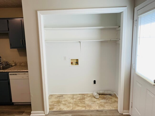 Full washer and dryer connections - 103 Wix Ave