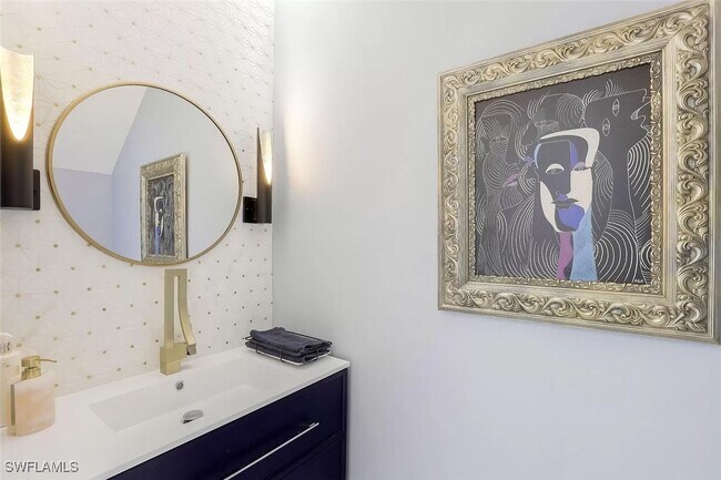 Building Photo - 775 Hampton Cir