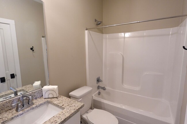 Building Photo - 16284 Chandler Pl