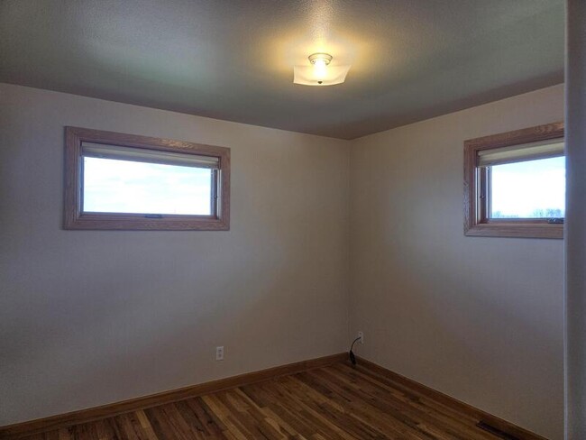 Building Photo - 12618 CO-60