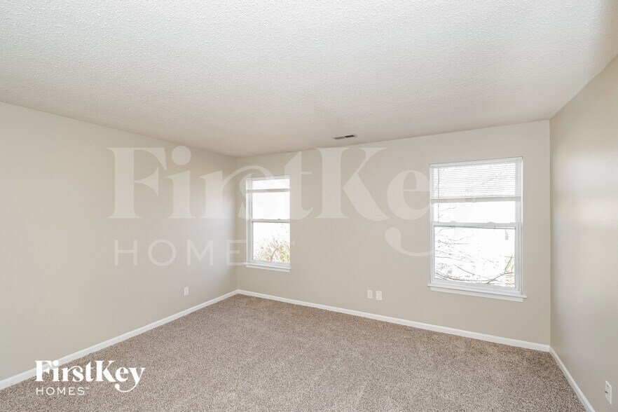 Building Photo - 6616 Kinnerton Dr