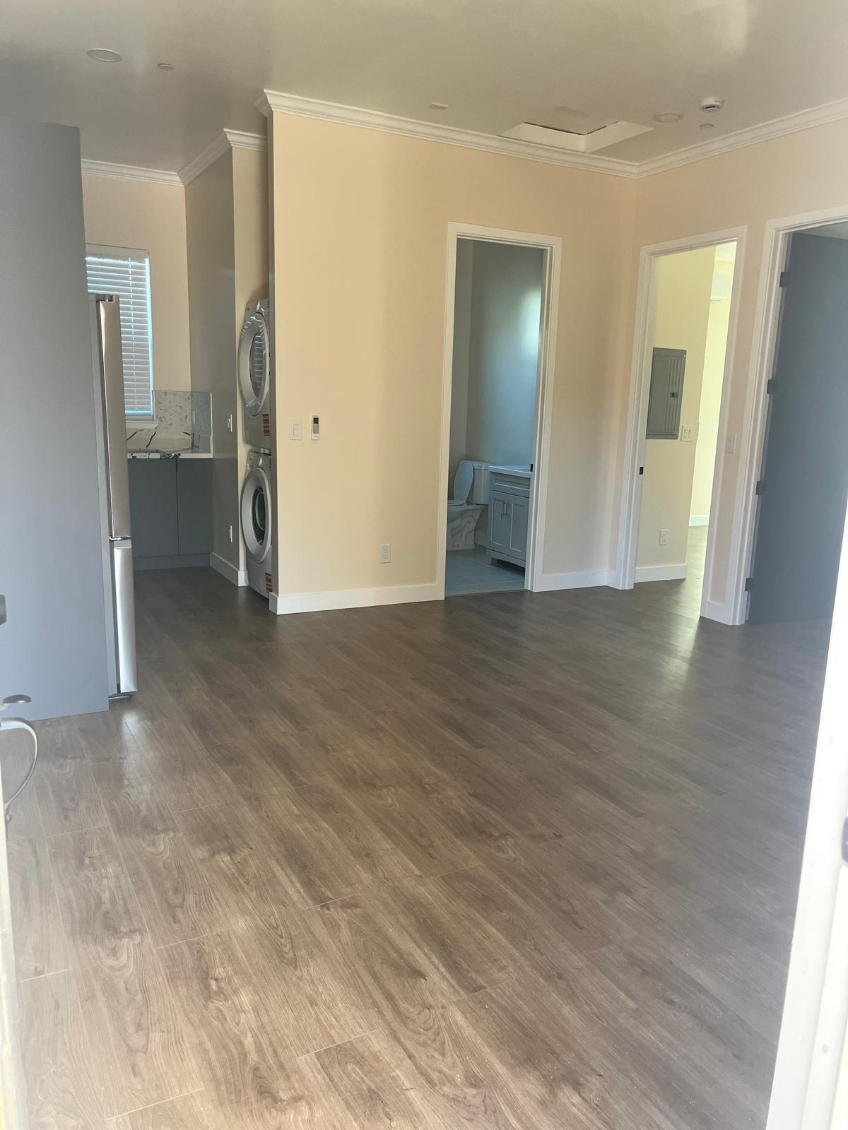 grand room - 994 Helen Ave