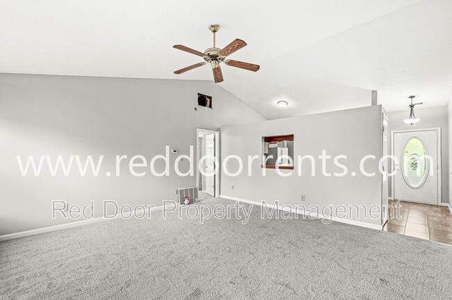 Building Photo - 10051 Long Meadow Dr