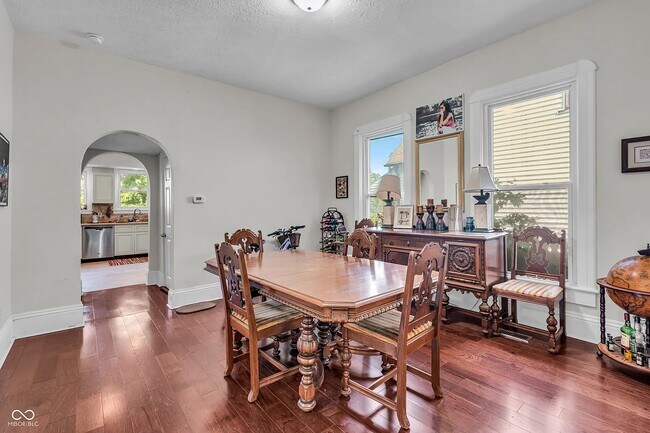 Building Photo - 2508 Carrollton Ave