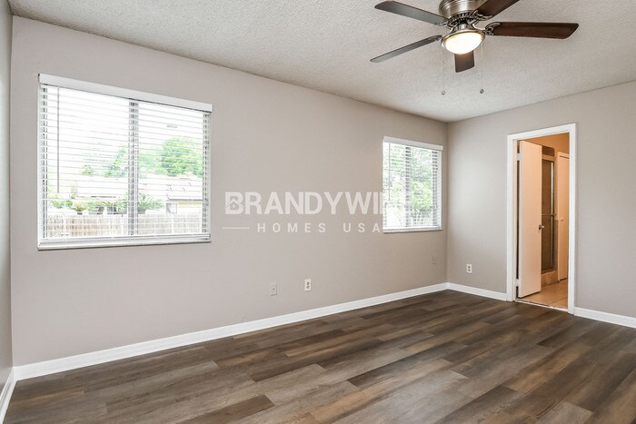Building Photo - 6813 Westborough Ln