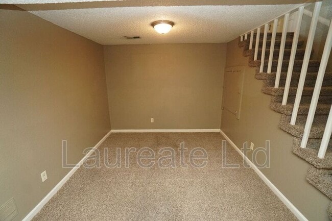 Building Photo - 2484 S Laredo St