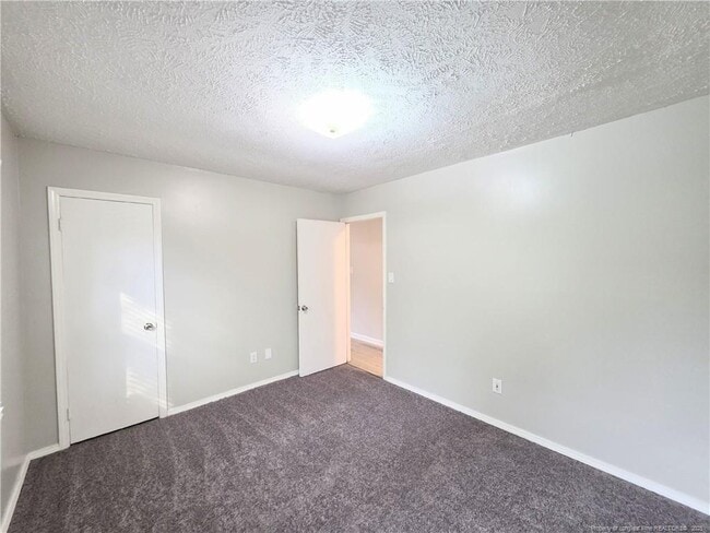 Building Photo - 425 Morley Dr