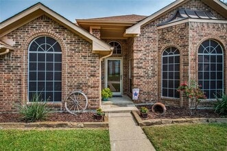 Building Photo - 1109 Ashby Dr