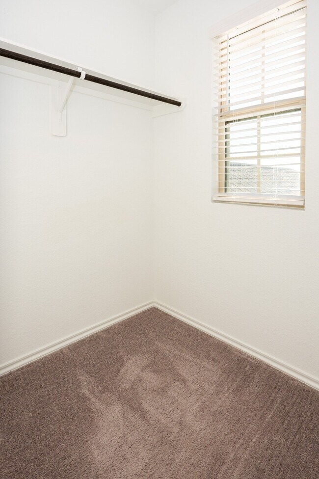 Building Photo - 5403 Rosser Ruby Way