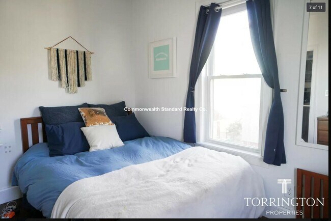 Building Photo - 19 Marney St