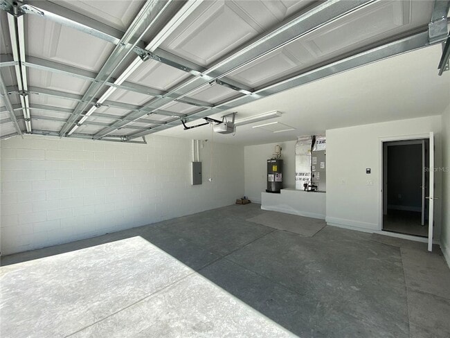 Building Photo - 2649 SW 152nd Ln