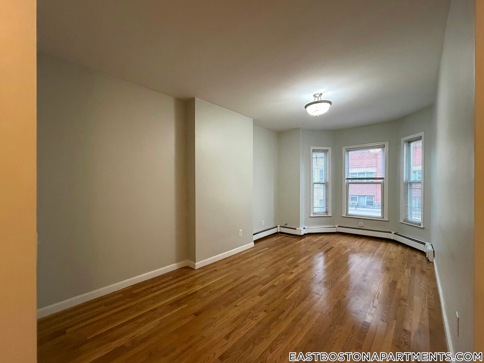 Building Photo - 345 Meridian St