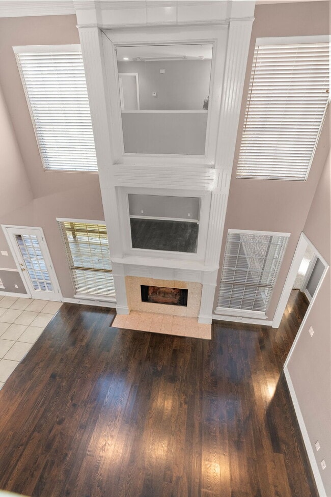 Building Photo - "Beautiful 4-Bedroom Home with Expansive Deck and Spacious Living Areas!"