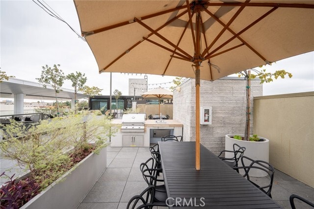 Building Photo - 709 E Walnut St