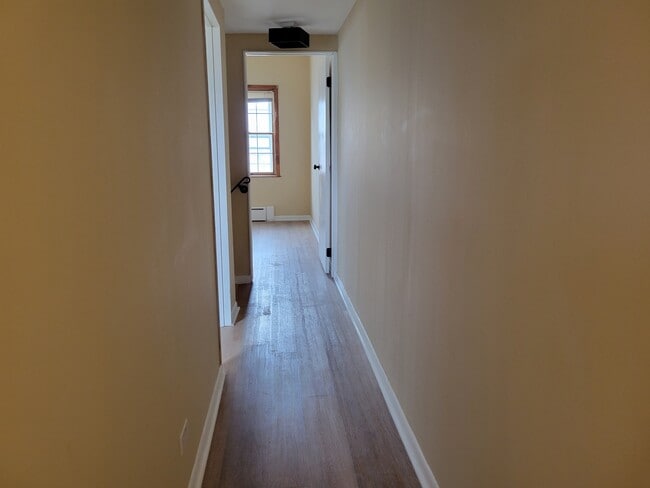 Building Photo - 2325 Belgrade St