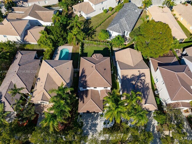 Building Photo - 1077 Golden Cane Dr