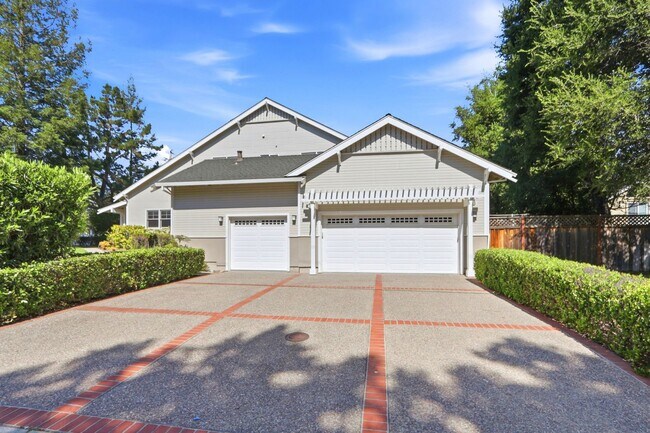 Building Photo - Gorgeous 5-Bedroom Los Gatos Home