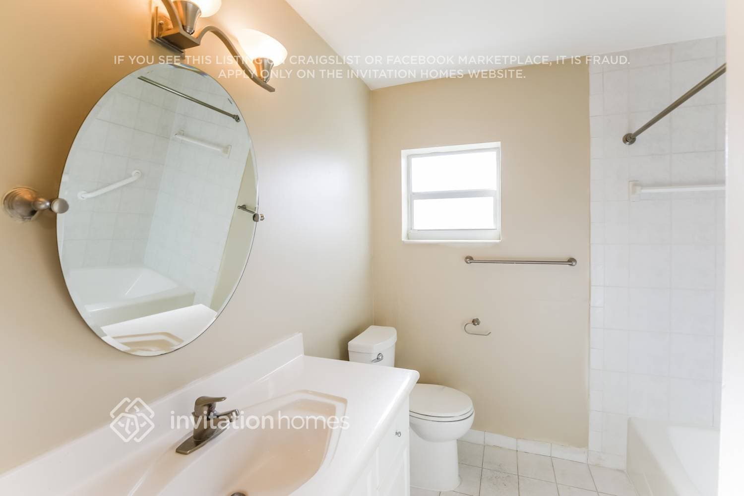 Building Photo - 4030 NW 103rd Dr