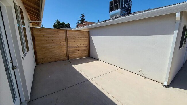 Building Photo - Brand new ADU in West Sacramento