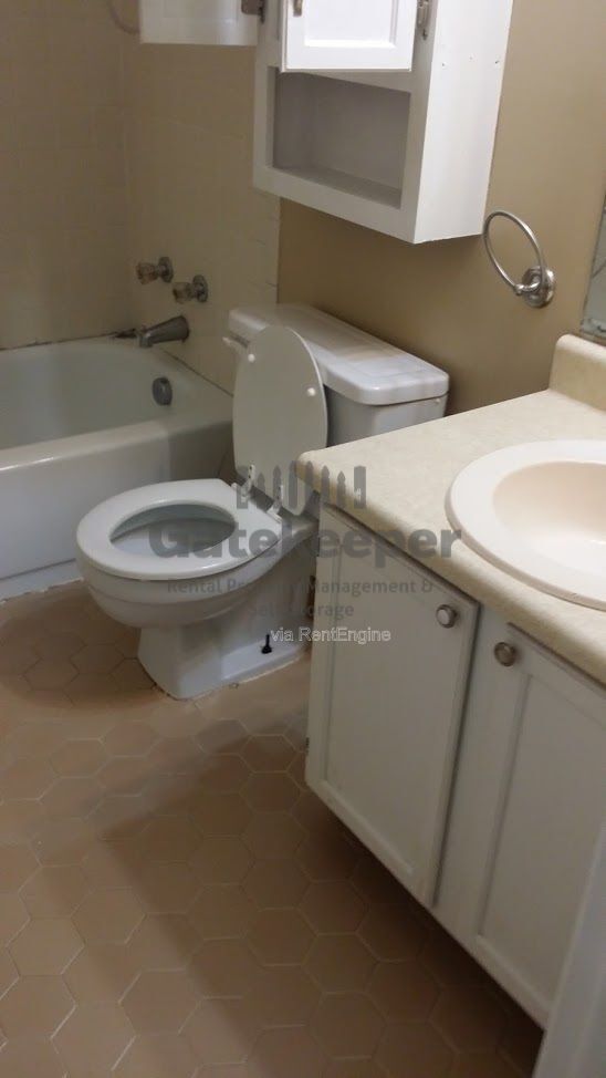 Building Photo - 101 Autumn Leaf