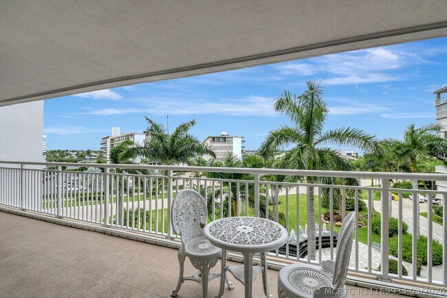 Building Photo - 3546 S Ocean Blvd