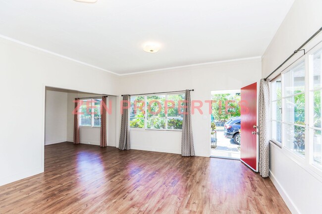 Building Photo - 3 bedroom, 2.5 bath home for rent in Lower...