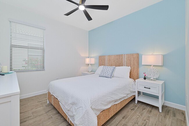 Building Photo - ** Single Family Home ~ Verdana Village ~ 3 Car Garage ~ Salt Water Pool & Lake Views **