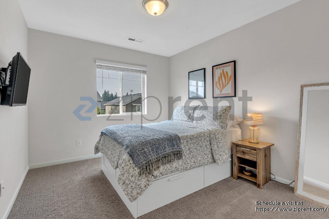 Building Photo - 2908 S White Salmon Dr