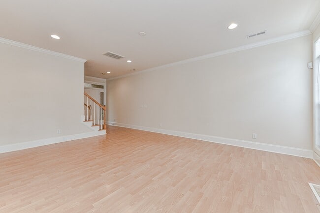 Building Photo - 3420 Archdale Dr