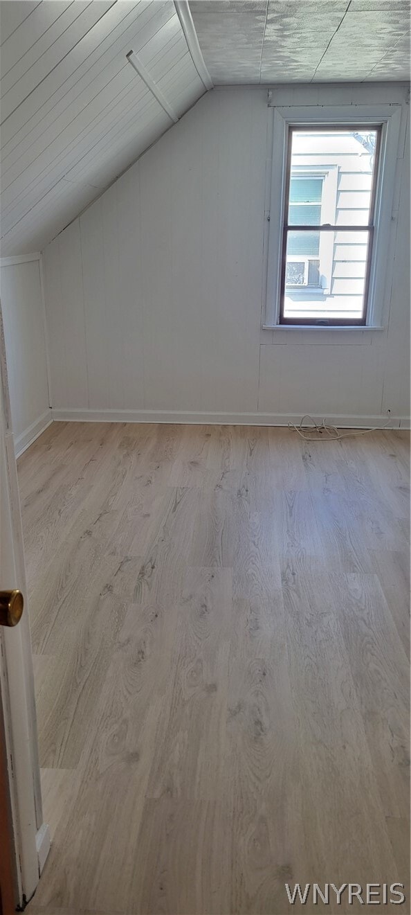 Building Photo - 3553 Sherwood Ave