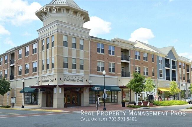 Building Photo - 239 W Market St-