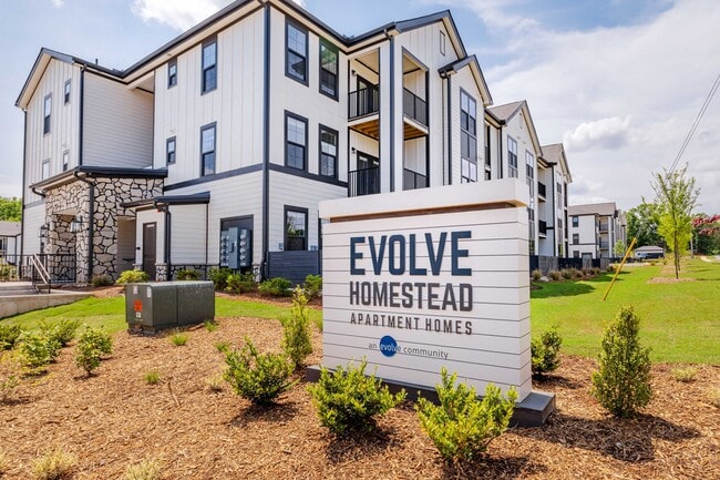 Building Photo - Evolve at Homestead