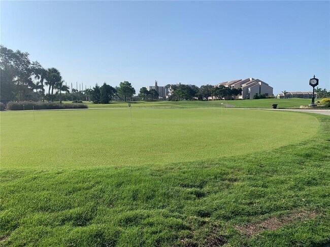 Building Photo - 2775 Kipps Colony Dr S