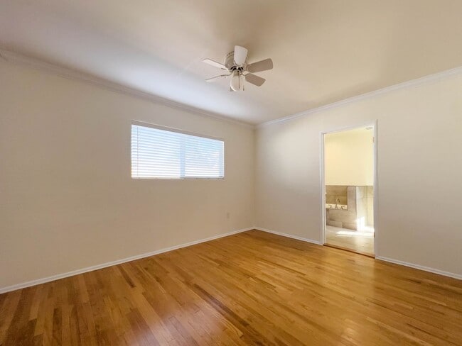 Building Photo - Spacious 3BR Home near Lake Balboa!