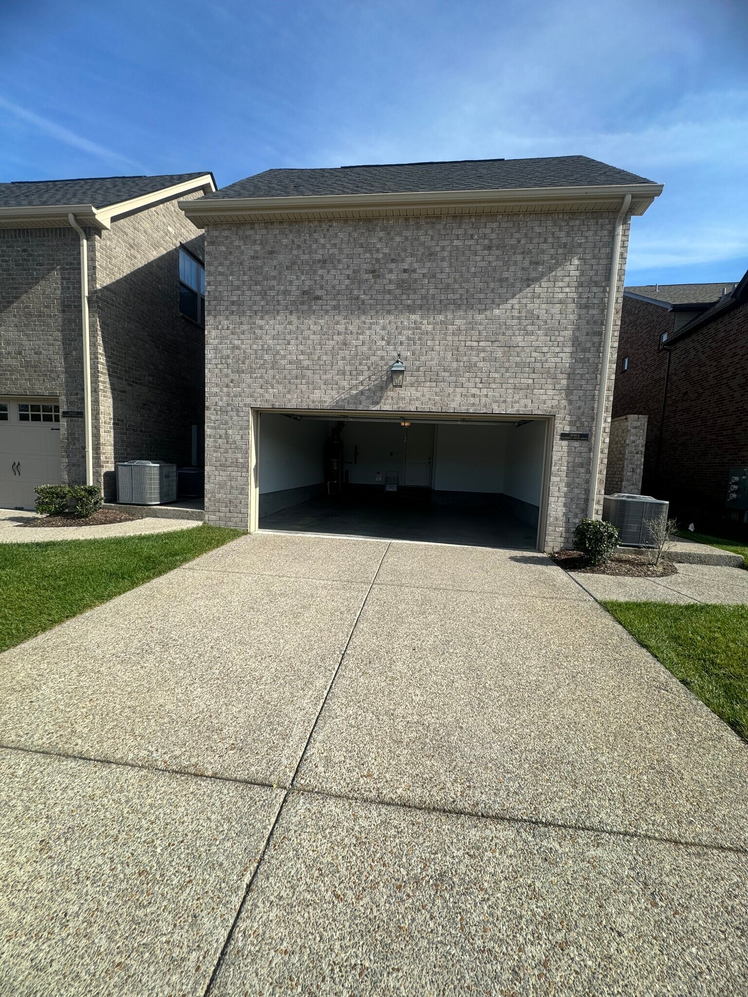 Building Photo - 3064 Flowing Creek Dr