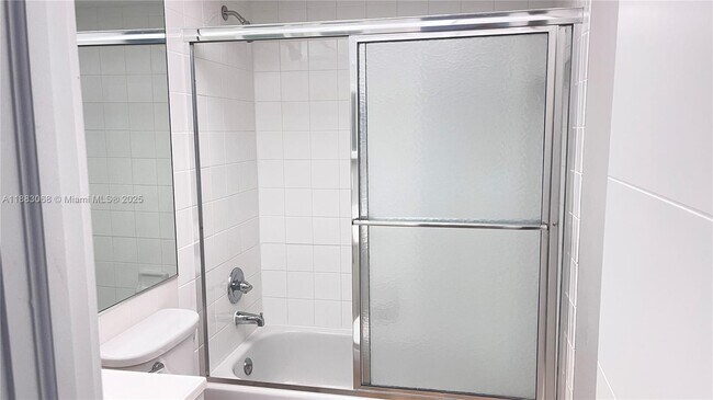 Building Photo - 200 S Birch Rd