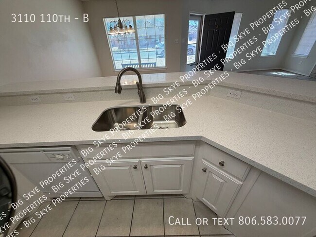 Building Photo - 3110 110th-B